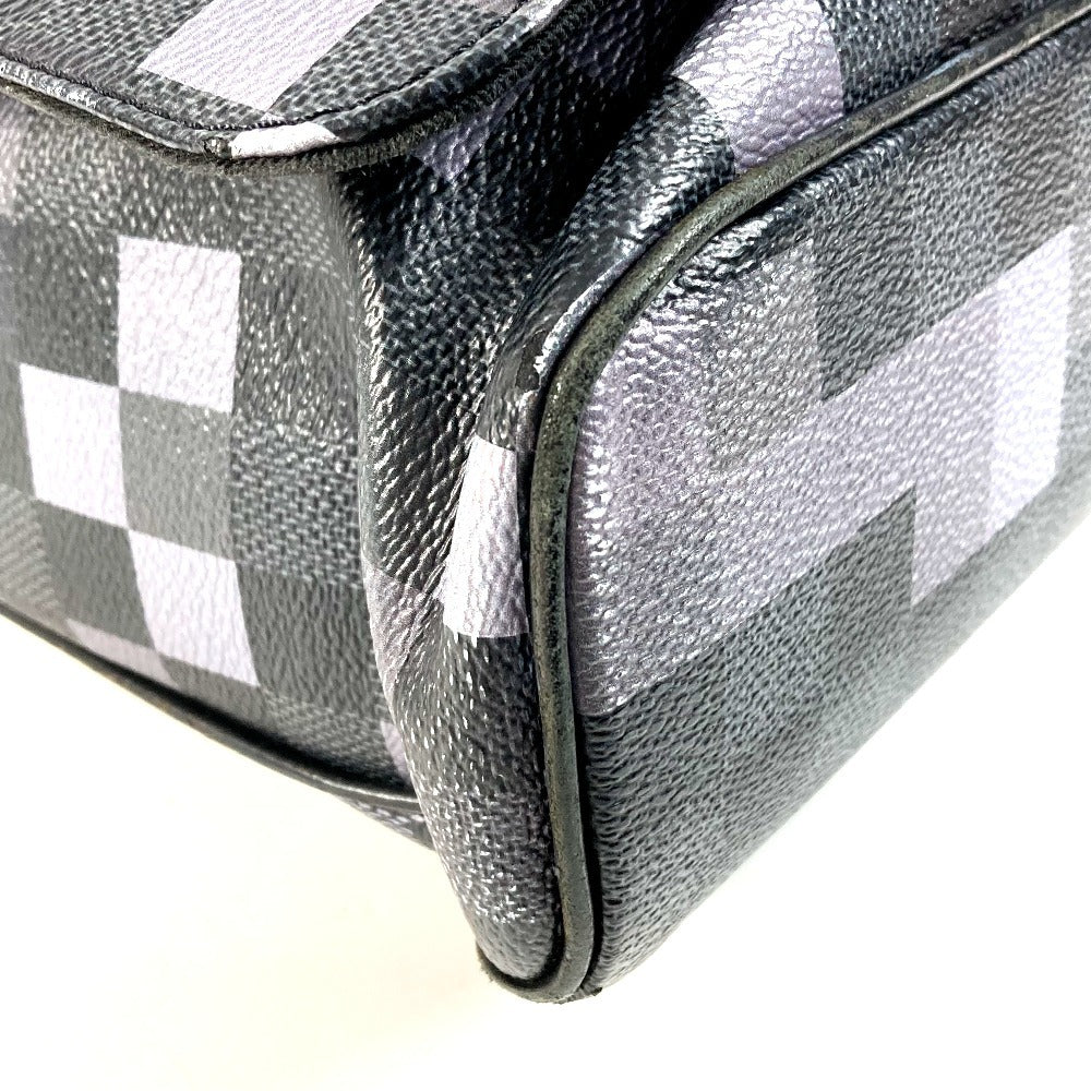 LOUIS VUITTON N40072 ダミエグラフィット ピクセル ディストリクトPM ディストリクト PM カバン 斜め掛け フラップ ショルダーバッグ ダミエグラフィットキャンバス ユニセックス ブラック