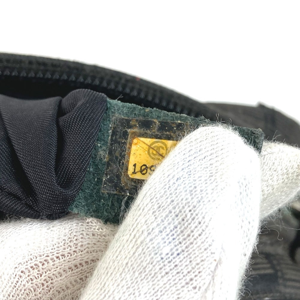 CHANEL A30913 ニュートラベルライン ポシェット CC ココマーク ロゴ カバン 斜め掛け ショルダーバッグ ナイロンキャンバス レディース ブラック