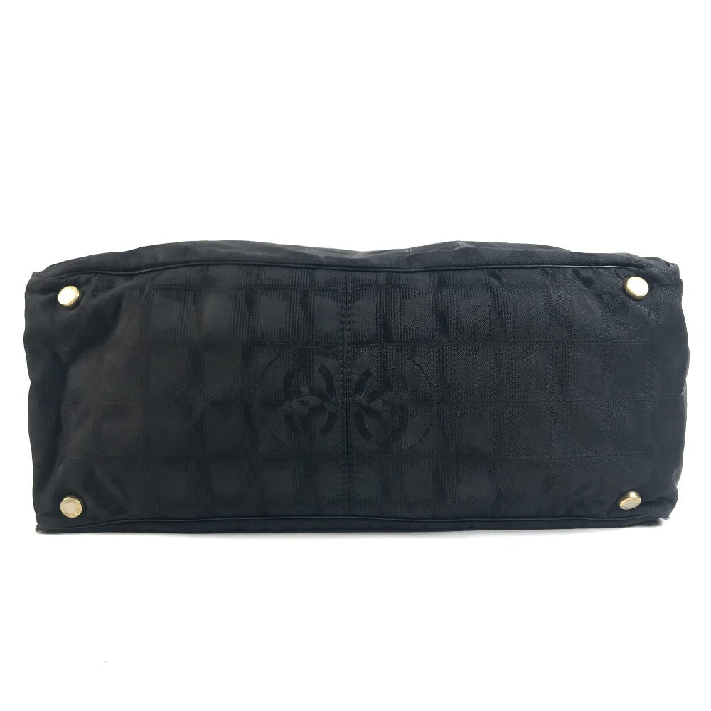 CHANEL A15991 CC CC Mark logo New Travel Line MM New Travel Line MM Shoulder bag, handbag, shoulder bag Tote Bag Nylon / Leather Black Used