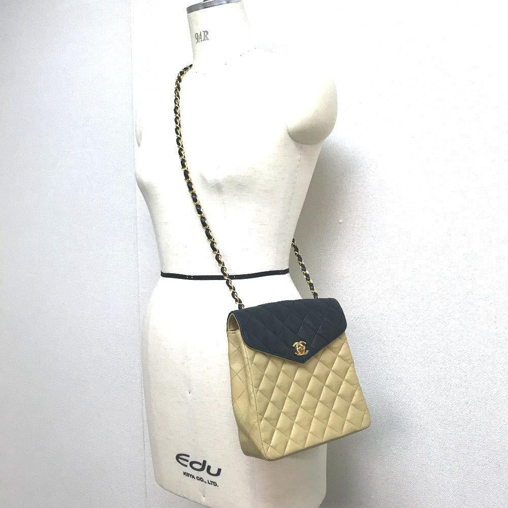 CHANEL バイカラー CC ココマーク マトラッセ キルティング チェーンバッグ 肩掛け ショルダーバッグ ラムスキン レディース ベージュ
