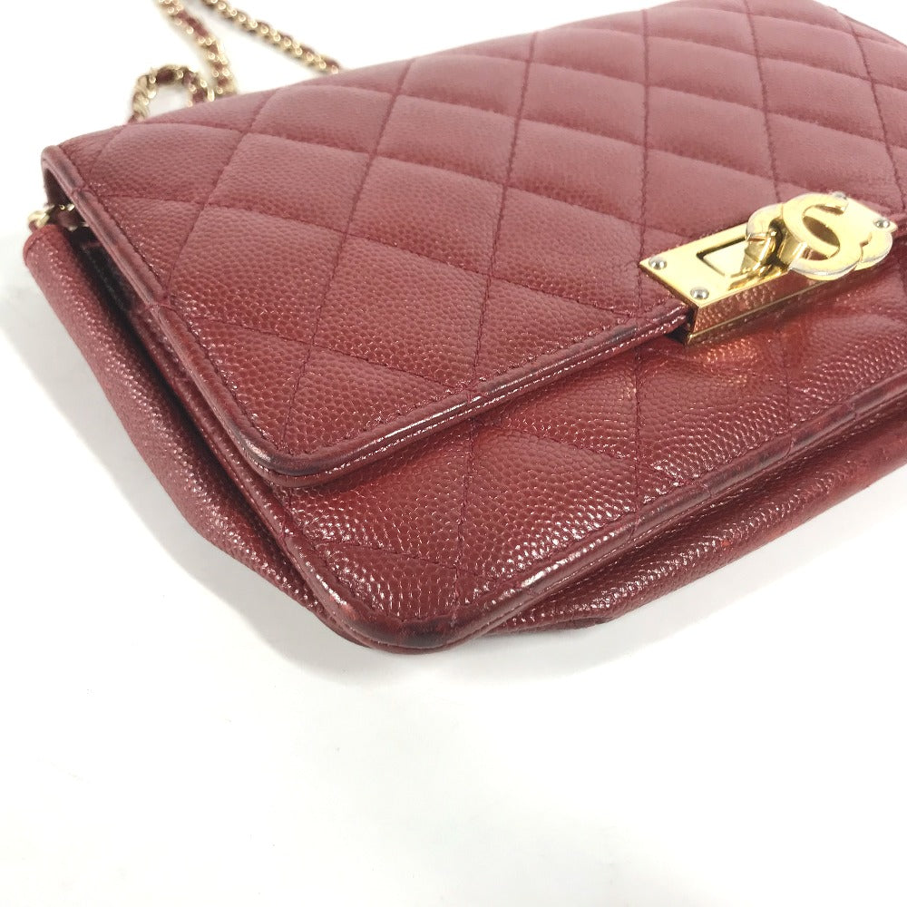 CHANEL CC ココマーク ココロック チェーンウォレット ショルダーバッグ 肩掛け 斜め掛け ポシェット 長財布 キャビアスキン レディース レッド×ゴールド金具