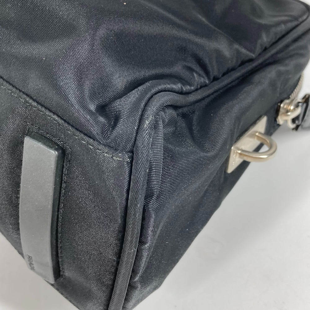 PRADA トライアングルロゴ 三角ロゴ プレート カバン ハンドバッグ ナイロン レディース ブラック