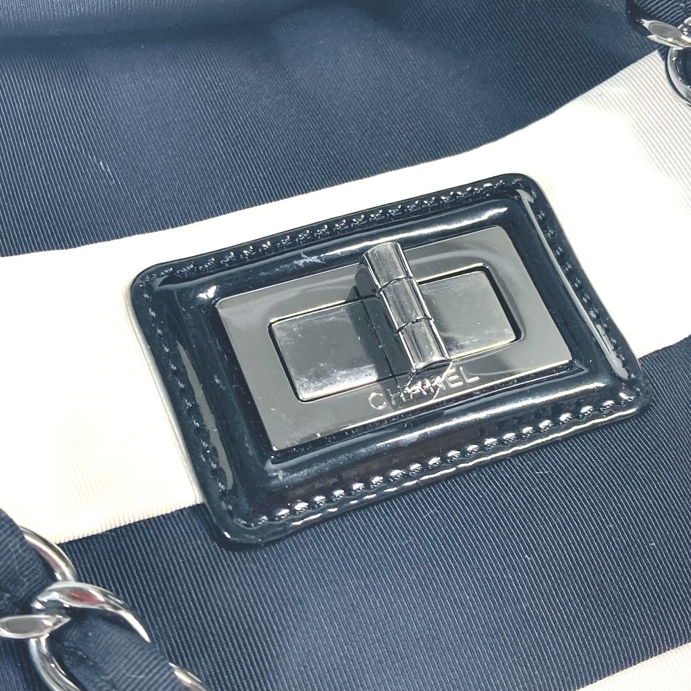 CHANEL 2.55金具 ボーダー チェーンバッグ カバン 肩掛け Wチェーン ショルダーバッグ ナイロンキャンバス レディース ブラック - brandshop-reference