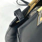 Salvatore Ferragamo ロゴ メタルハンドル 2WAYバッグ カバン ハンドバッグ ポシェット 斜め掛け ショルダーバッグ レザー レディース ブラック