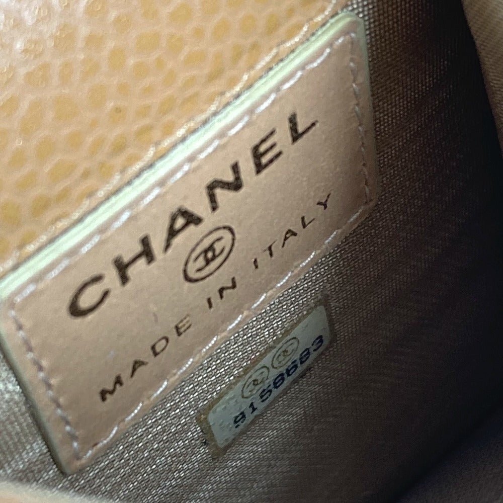 CHANEL A13511 CC ココマーク ロゴ タバコケース ポーチ シガレットケース キャビアスキン ユニセックス ベージュ