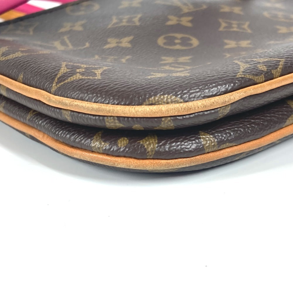 LOUIS VUITTON M44053 Monogram Loretta Crossbody Pochette Shoulder Bag in Monogram Canvas, Brown