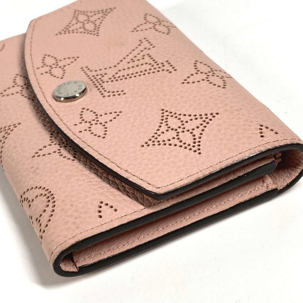 LOUIS VUITTON M64050 Monogram Mahina Porte Monnaie Anae Compact Wallet with Flap Coin Purse, Bifold Wallet, Monogram Mahina, Women's, Magnolia Pink