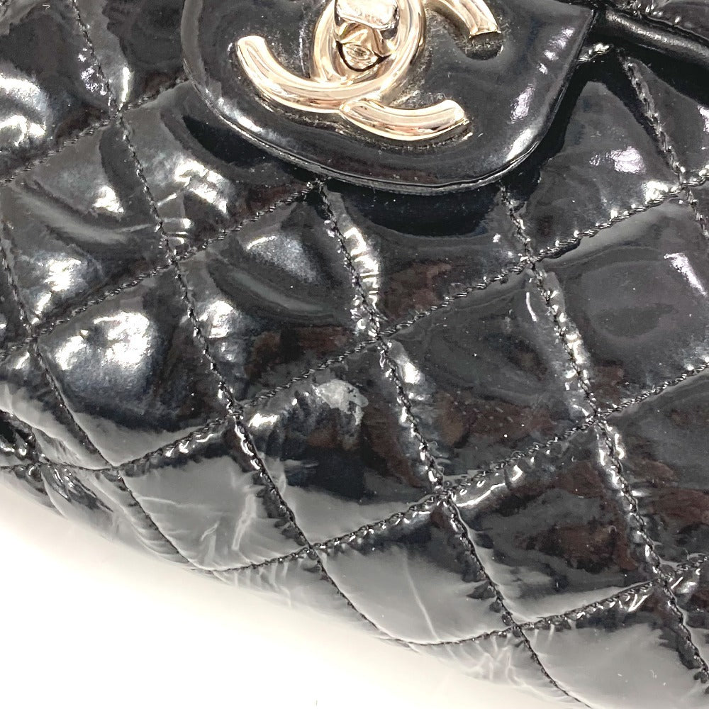 CHANEL CC ココマーク ロゴ 縦型 アップサイドダウン マトラッセ Wチェーン カバン 肩掛け フラップ ショルダーバッグ エナメル レディース ブラック