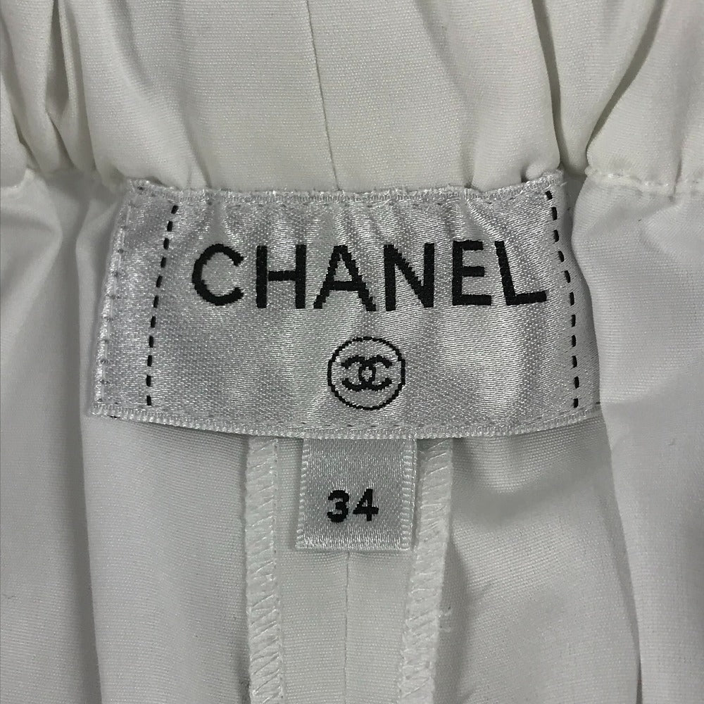 CHANEL P63229 CC Logo Button Apparel Bottoms Shorts Polyester Women's White