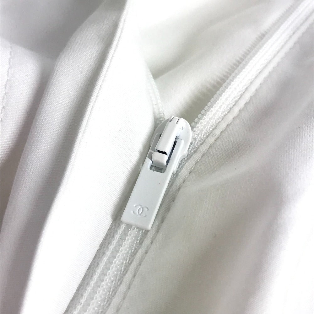 CHANEL P63229 CC Logo Button Apparel Bottoms Shorts Polyester Women's White
