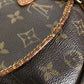 LOUIS VUITTON M42256 モノグラム ソミュール30 ソミュール30 フラップ カバン バック 斜め掛けバック ショルダーバッグ モノグラムキャンバス ユニセックス ブラウン