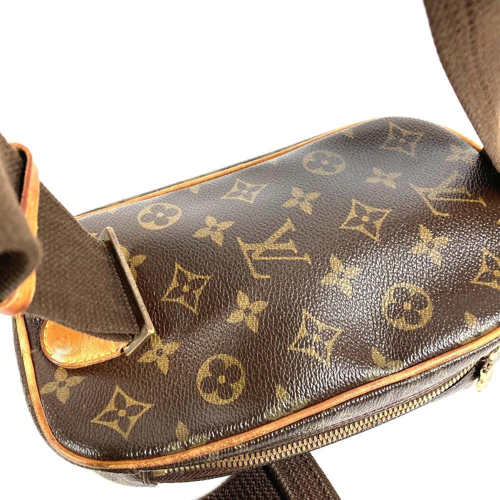 LOUIS VUITTON M51870 Monogram Pochette Gange โปเชต์ กองจ์ กระเป๋า สะพายไหล่ กระเป๋าสะพายข้าง กระเป๋าสะพายคาดอก กระเป๋าคาดตัว แคนวาส Monogram Unisex สีน้ำตาล