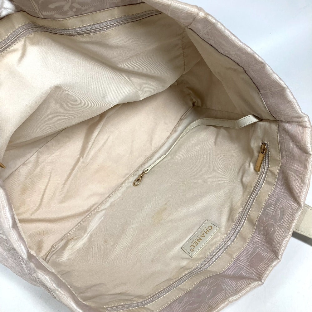 CHANEL A15991 CC โลโก้โคโค่มาร์ค New Travel Line MM กระเป๋าสะพายข้าง New Travel Line MM กระเป๋าถือ กระเป๋าสะพายข้าง กระเป๋าโท้ท หนัง/ไนลอน unisex สีเบจ