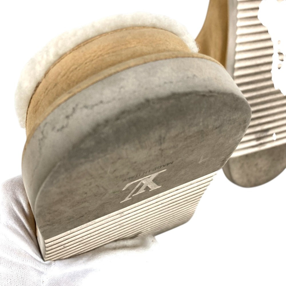 LOUIS VUITTON LV logo clogs with fur Shoes shoes Sandals Leather / fur Beige/White Used