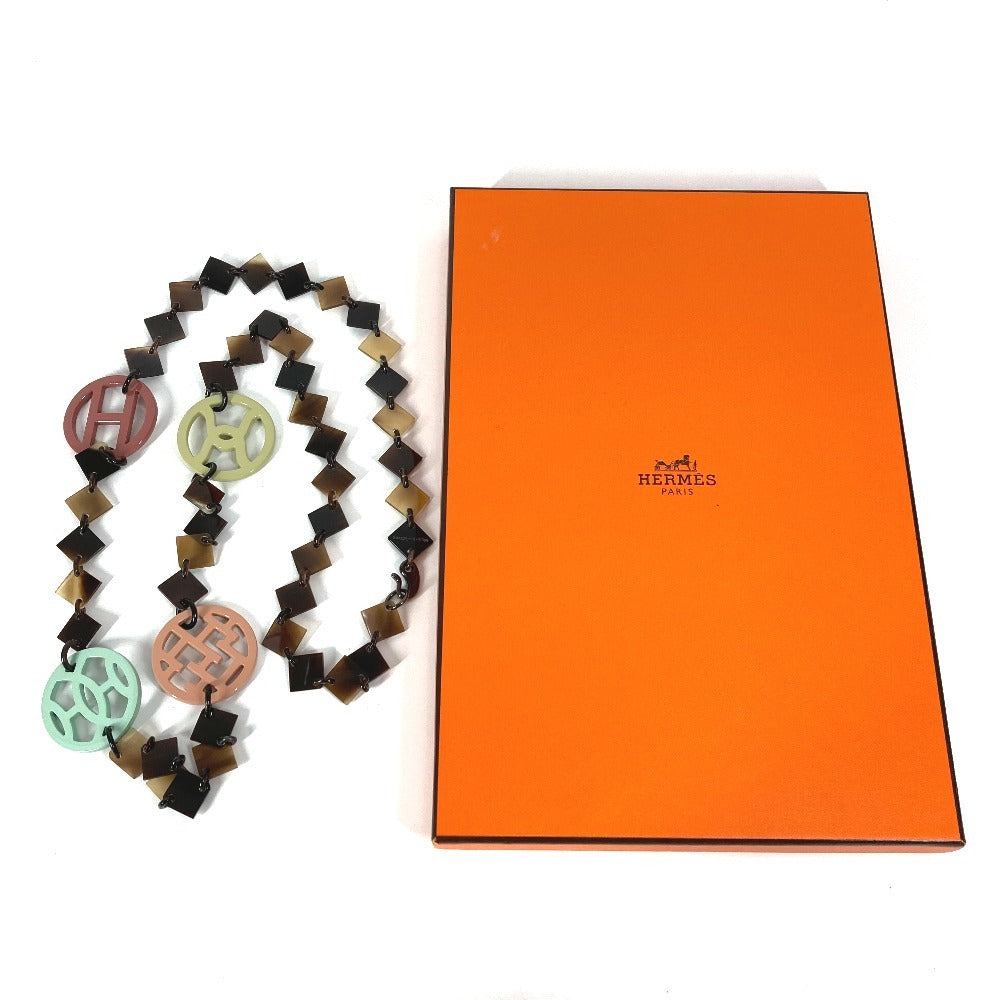 HERMES Collier deva Corne de Buffle Collier Diva Buffalo Horn Logo Long Necklace for Women in Multicolor