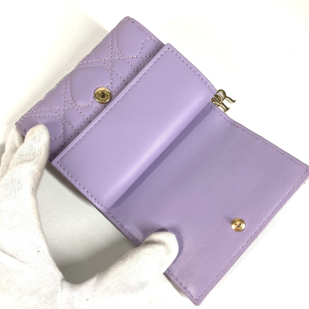 Dior Lady Dior กระเป๋าสตางค์ Lotus Wallet รุ่นลิมิเต็ดอิดิชั่นของญี่ปุ่น, กระเป๋าสตางค์แบบพับ 3 ทบ Heart Cannage หนังแกะสำหรับผู้หญิง สีม่วงไลแลค