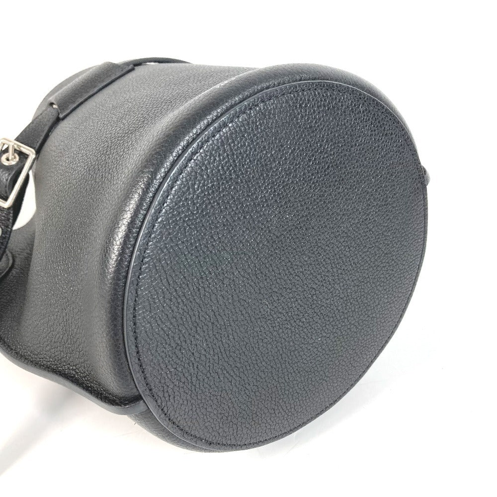 CELINE ถัง Bucket Big Bag Nano Bucket กระเป๋า กระเป๋าสะพาย 2WAY กระเป๋าสะพายไหล่ กระเป๋าถือ หนัง ยูนิเซ็กส์ สีดำ