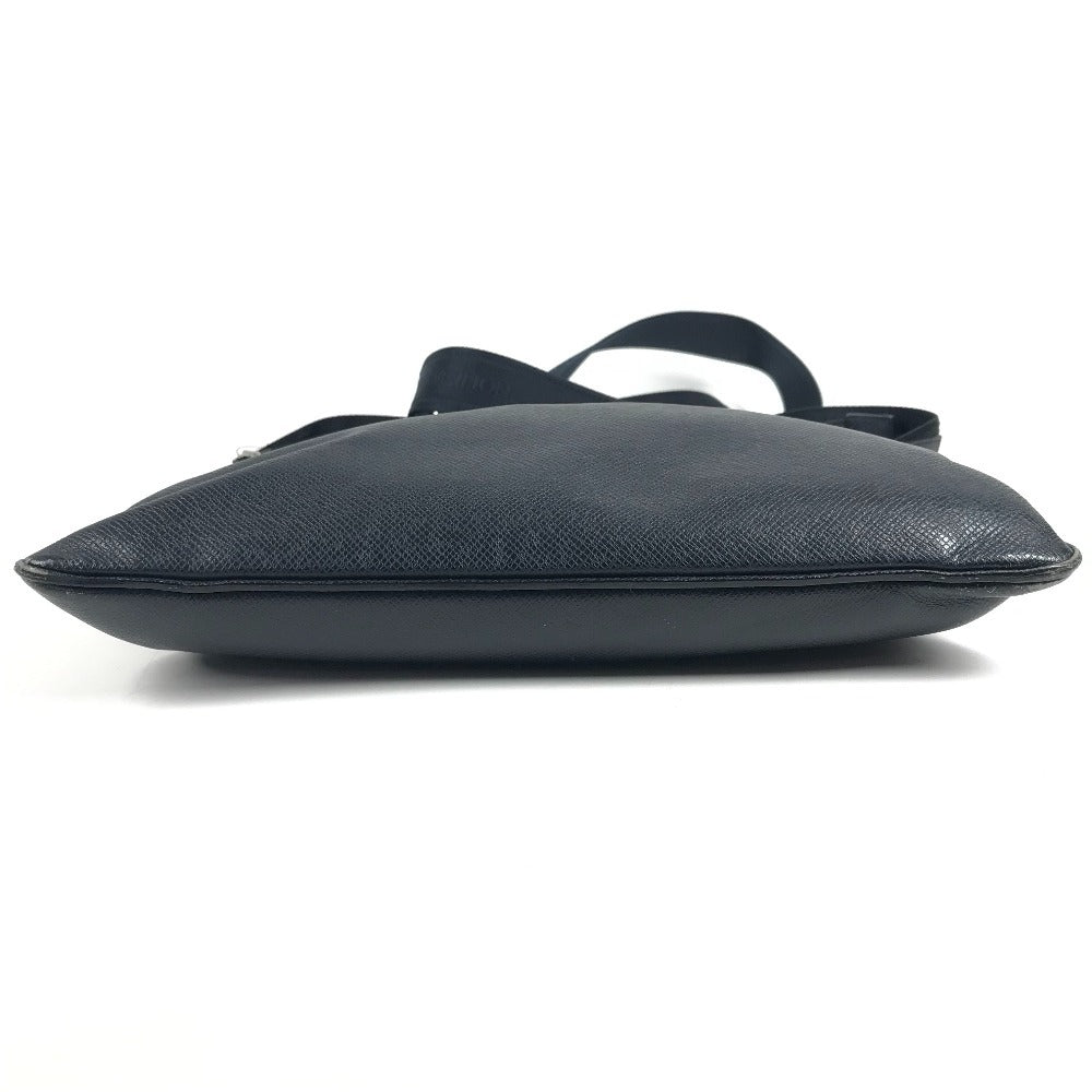LOUIS VUITTON M32629 タイガ サシャ カバン 斜め掛け ポシェット ショルダーバッグ タイガレザー ユニセックス ボレアル ネイビー