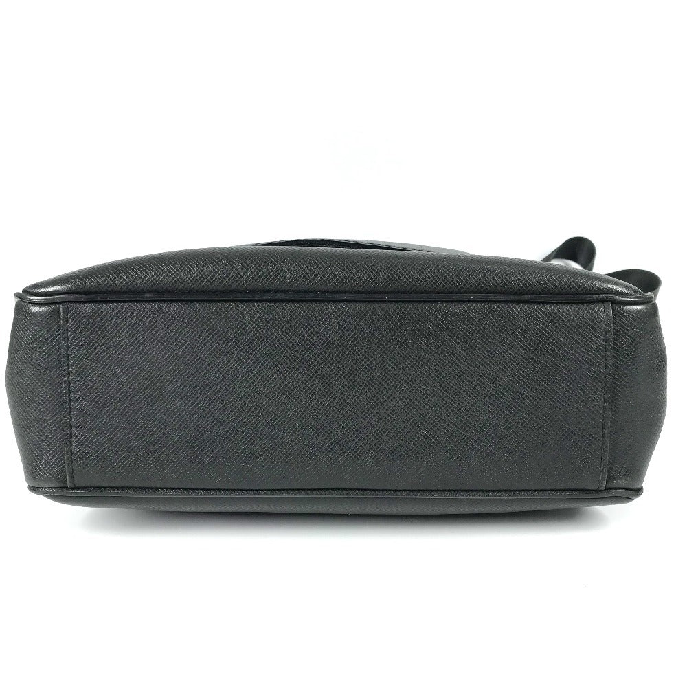 LOUIS VUITTON M32702 Taiga Milo Crossbody Flap Messenger Bag Shoulder Bag in Taiga Leather, Unisex, Ardoise Black