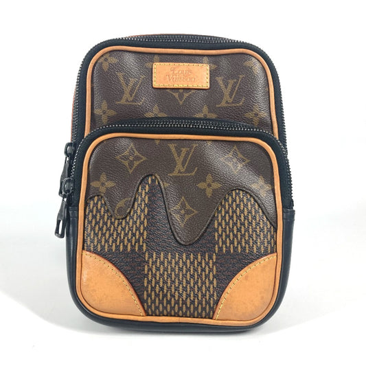LOUIS VUITTON N40379 ダミエ ジャイアント NIGOコラボ アマゾン・スリングバッグ クロス ボディバッグ カバン ショルダーバッグ ダミエジャイアントキャンバス ユニセックス ブラウン