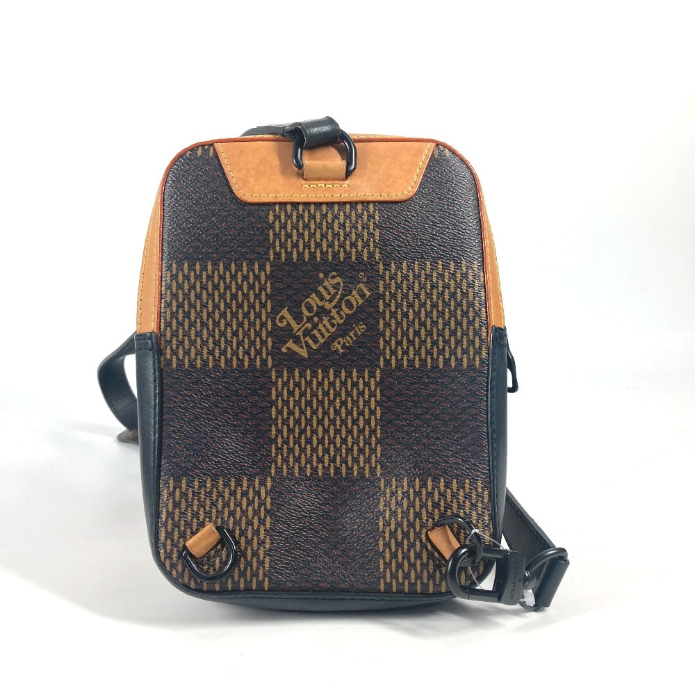 LOUIS VUITTON N40379 ダミエ ジャイアント NIGOコラボ アマゾン・スリングバッグ クロス ボディバッグ カバン ショルダーバッグ ダミエジャイアントキャンバス ユニセックス ブラウン