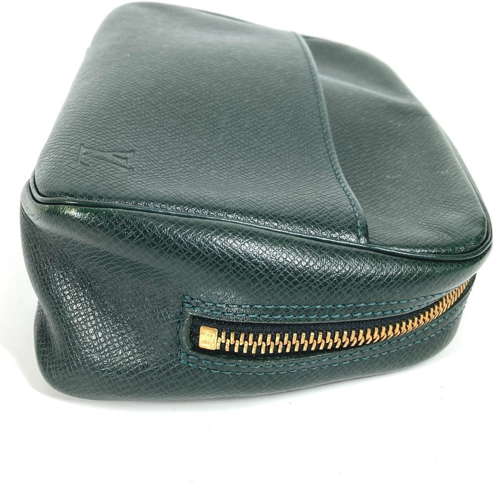 LOUIS VUITTON M30304 Taiga Accessory Pouch, Makeup Pouch, Cosmetic Pouch, Clutch Bag, Taiga Leather, Unisex, Episea, Green