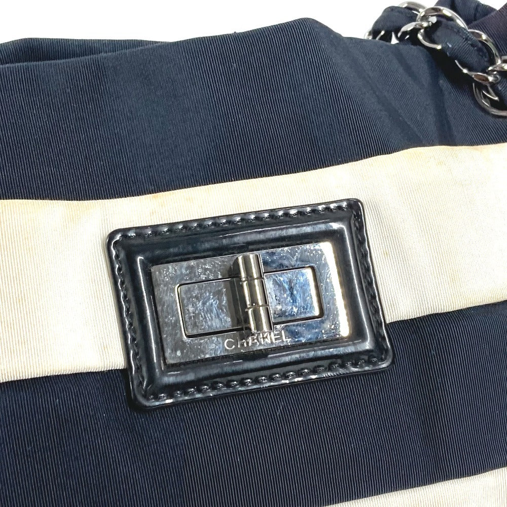 CHANEL 2.55金具 ボーダー カバン 肩掛け トートバッグ Wチェーン ショルダーバッグ ナイロンキャンバス レディース ブラック