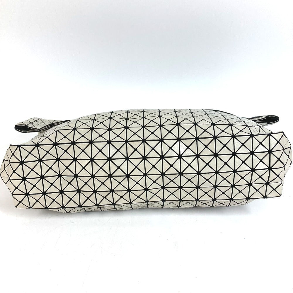 ISSEY MIYAKE BAOBAO กระเป๋าคลัตช์ 2 พับ กระเป๋าถือ โทนสีทูโทน วัสดุ PVC ใช้ได้ทั้งชายและหญิง สีเทาเบจ