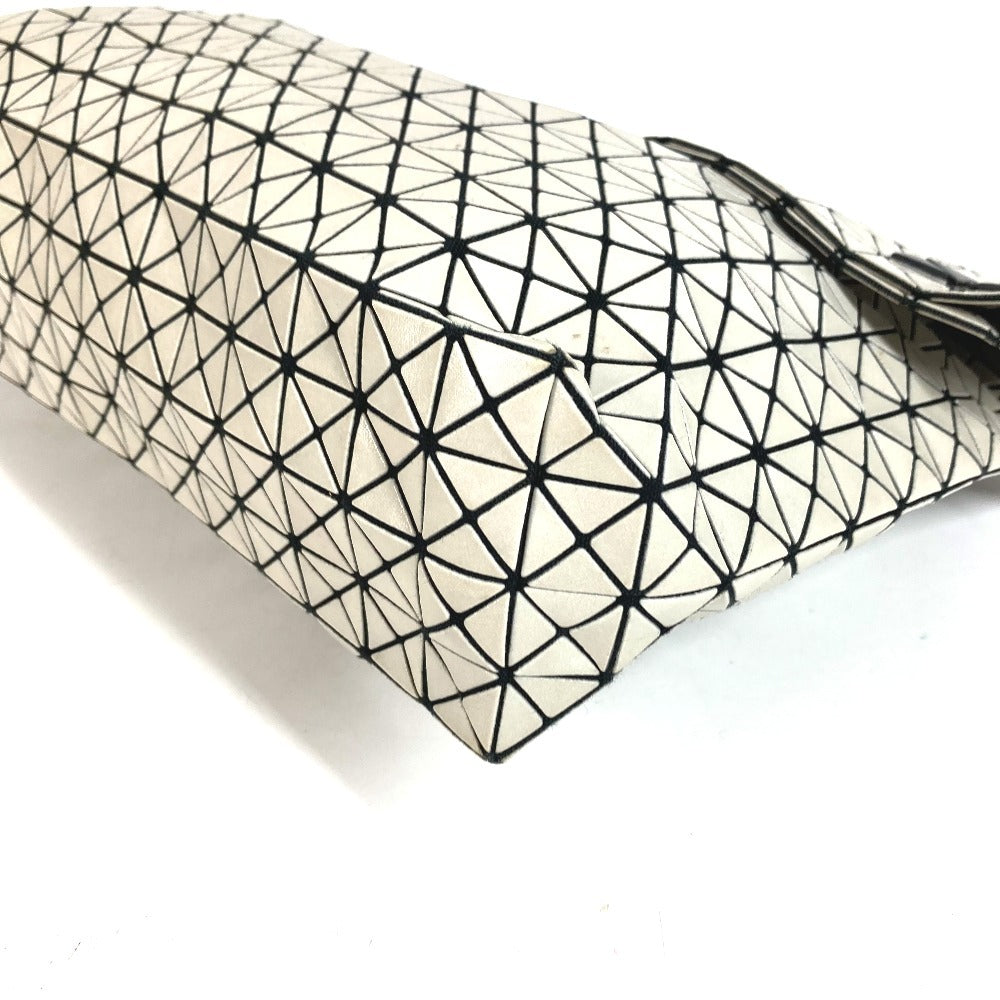 ISSEY MIYAKE BAOBAO กระเป๋าคลัตช์ 2 พับ กระเป๋าถือ โทนสีทูโทน วัสดุ PVC ใช้ได้ทั้งชายและหญิง สีเทาเบจ