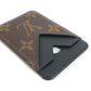 LOUIS VUITTON M13185 Monogram Porte Carte Magnet อุปกรณ์เสริมมือถือ เคสการ์ด Magsafe แคนวาส Monogram ยูนิเซ็กส์ สีน้ำตาล