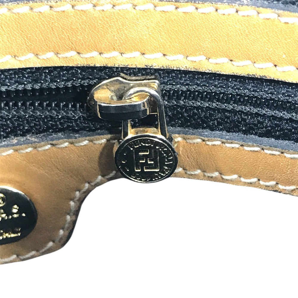 FENDI ペカン ロゴ 肩掛け リラクシング mini ミニ ショルダーバッグ レザー/キャンバス ユニセックス ブラウン