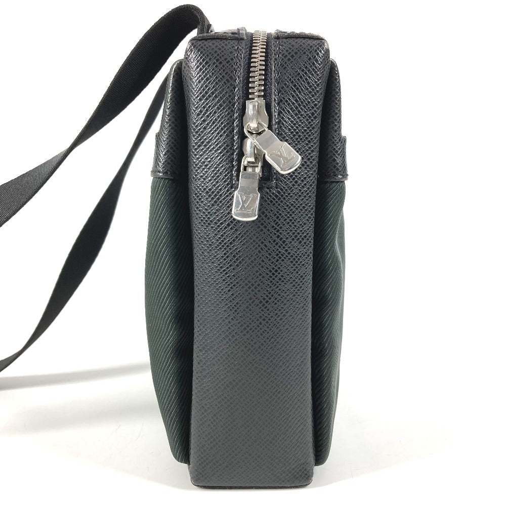 LOUIS VUITTON M30902 タイガ サヤン 斜め掛け ポシェット カバン ショルダーバッグ レザー/ナイロン ユニセックス カーキ