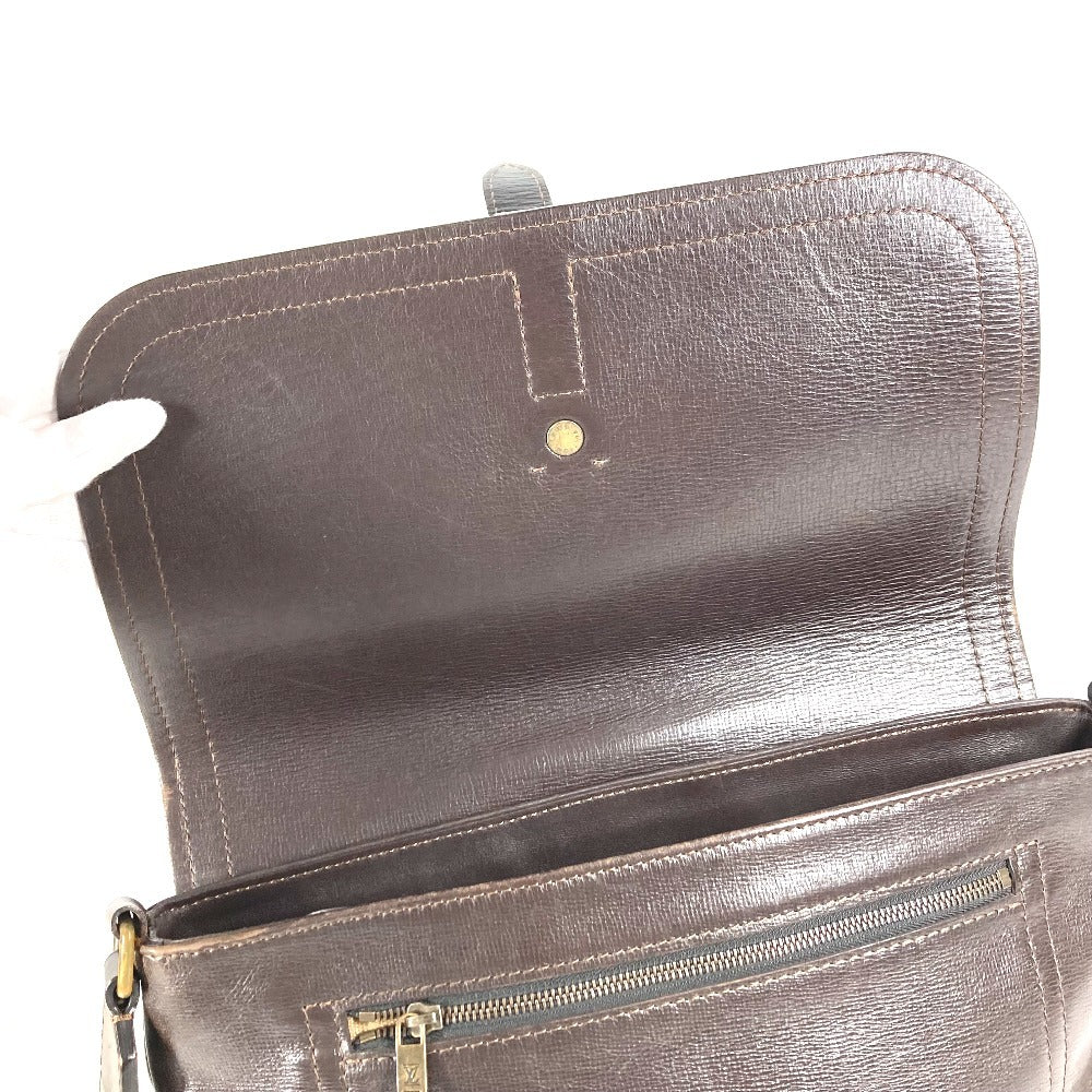 LOUIS VUITTON M92994 ユタ オハマ カバン メッセンジャーバッグ フラップ ショルダーバッグ ユタレザー メンズ カフェ ブラウン