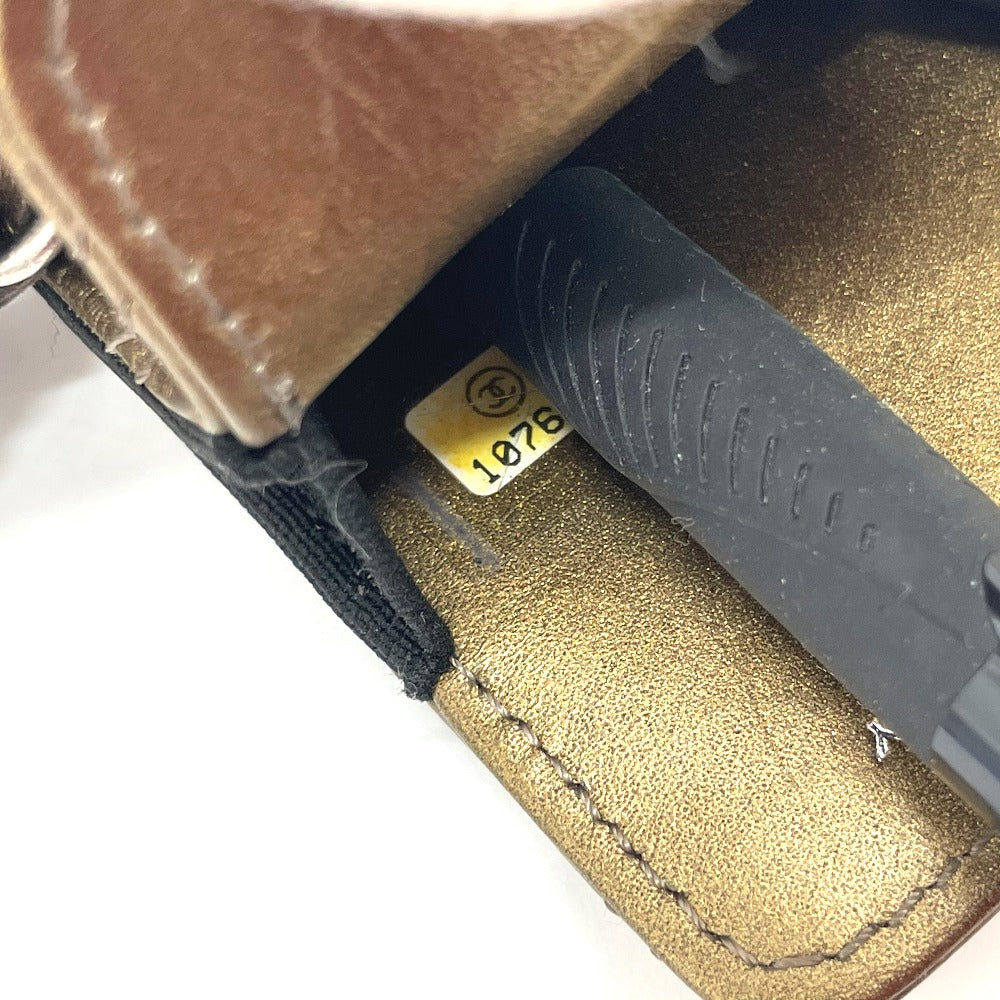 CHANEL A32475 06A マトラッセ パリニューヨーク マルチケース ミニ チェーン ショルダーバッグ レザー レディース ゴールド×シルバー金具