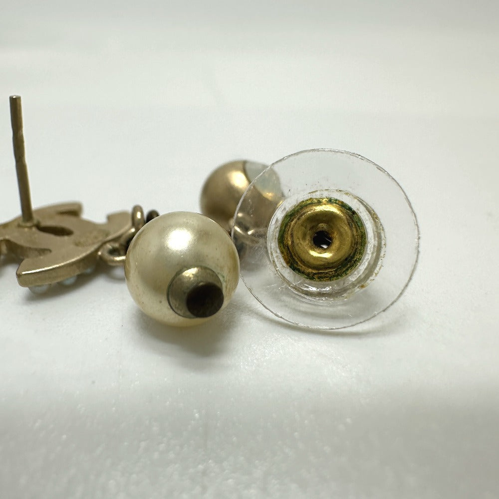 CHANEL Coco Mark Faux Pearl 05A Earrings GP Women's Gold