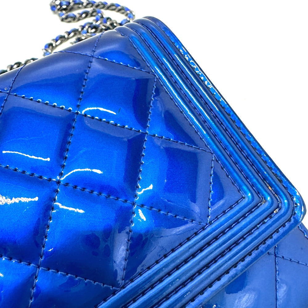 CHANEL 長財布 カバン チェーンバッグ ボーイシャネル CC ココマーク チェーンウォレット ショルダーバッグ パテントレザー レディース ガンメタブルー