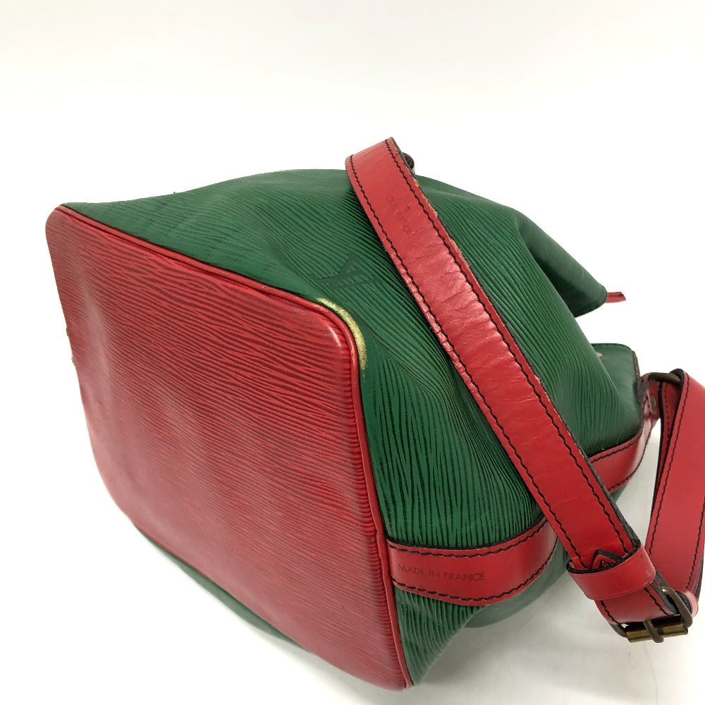 LOUIS VUITTON M44147 エピ プチノエ 巾着 ショルダーバック 斜め掛けバック 肩掛けバック 鞄 バック ショルダーバッグ エピレザー レディース ボルネオグリーン×カスティリアンレッド グリーン