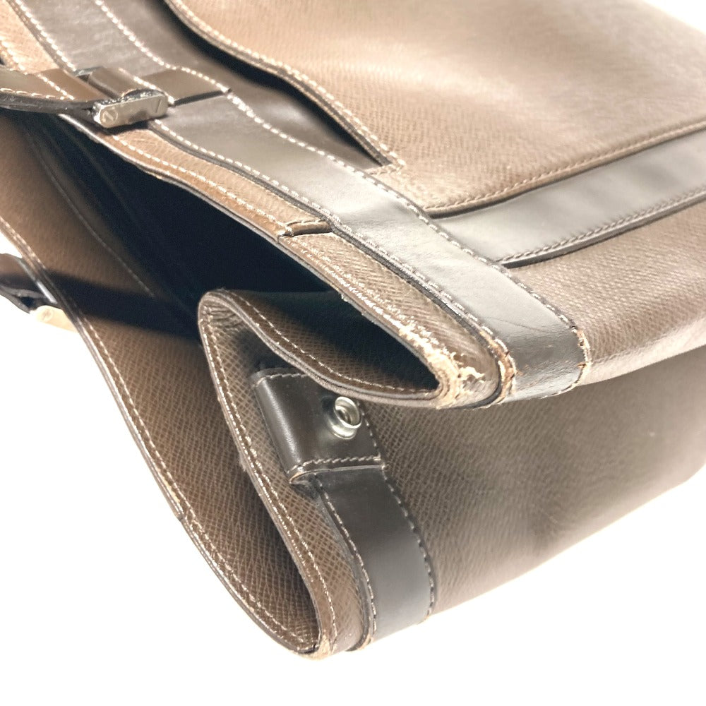 LOUIS VUITTON M31028 Taiga Kasbeck PM Shoulder Handbag Tote Bag in Taiga Leather, Men's Grizzly Brown