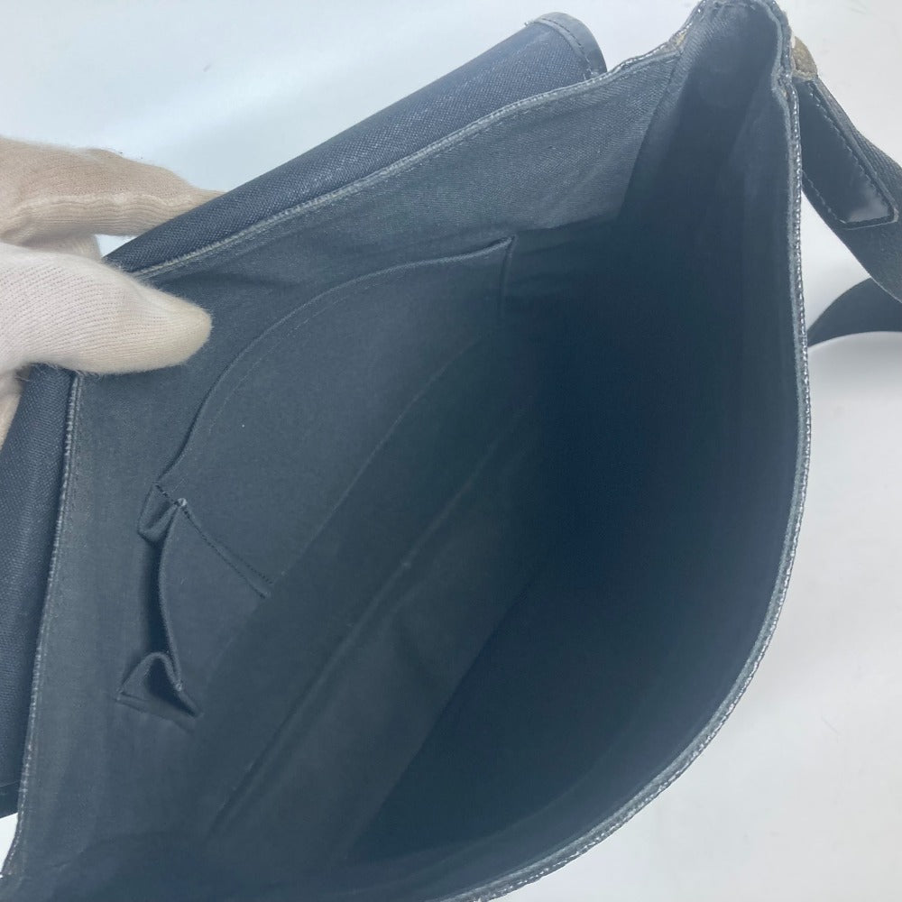 LOUIS VUITTON N41272 ダミエグラフィット ディストリクスMM カバン フラップ メッセンジャーバッグ 斜め掛け ショルダーバッグ ダミエグラフィットキャンバス メンズ ブラック