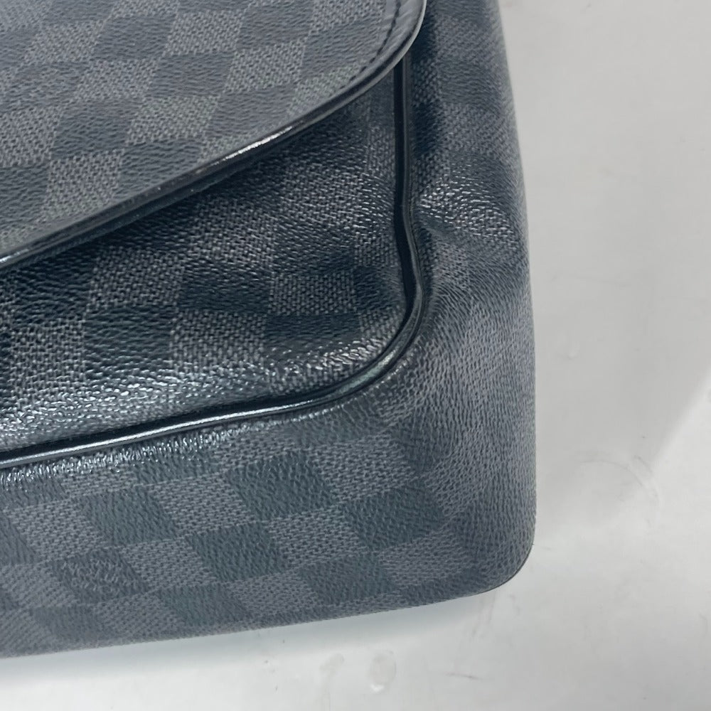 LOUIS VUITTON N41272 ダミエグラフィット ディストリクスMM カバン フラップ メッセンジャーバッグ 斜め掛け ショルダーバッグ ダミエグラフィットキャンバス メンズ ブラック