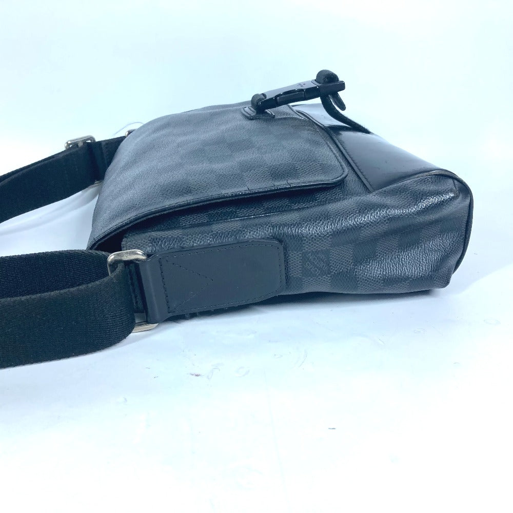 LOUIS VUITTON N41457 ダミエグラフィット メッセンジャーPM カバン バッグ メッセンジャーバッグ 斜め掛け フラップ ショルダーバッグ ダミエグラフィットキャンバス メンズ ブラック