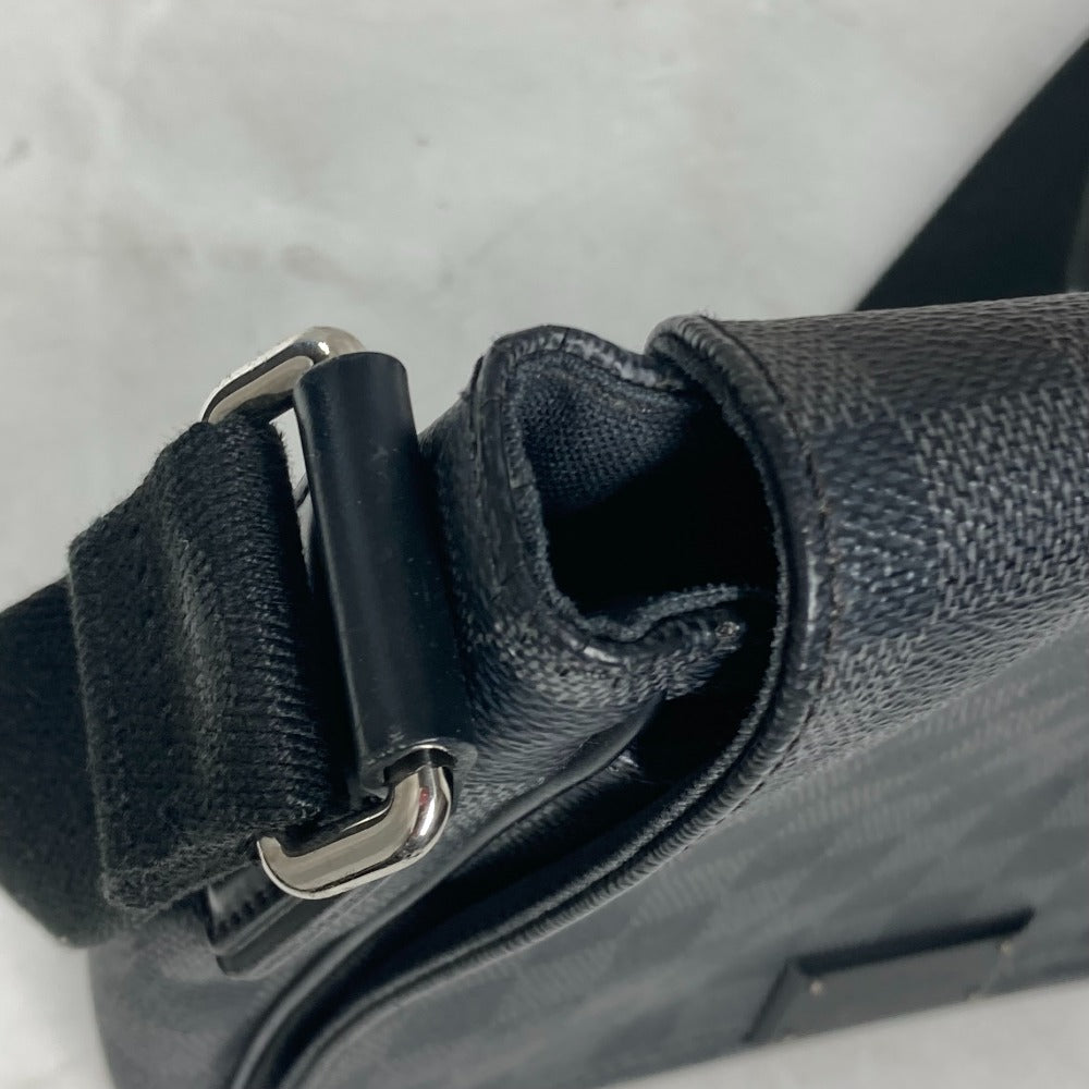 LOUIS VUITTON N41260 ダミエグラフィット ディストリクトPM 斜め掛け 肩掛け フラップ ショルダーバッグ ダミエグラフィットキャンバス メンズ ブラック