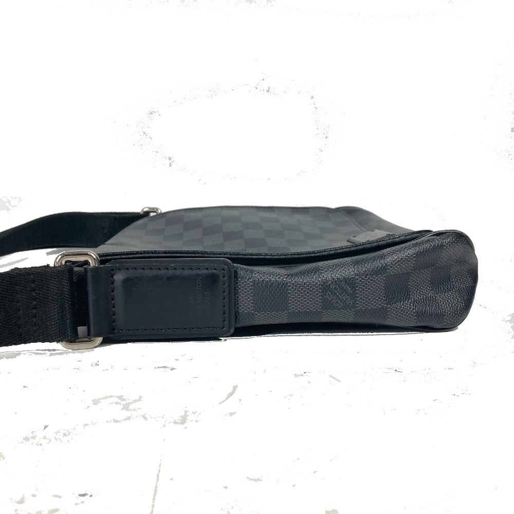 LOUIS VUITTON N41260 ダミエグラフィット ディストリクトPM 斜め掛け 肩掛け フラップ ショルダーバッグ ダミエグラフィットキャンバス メンズ ブラック