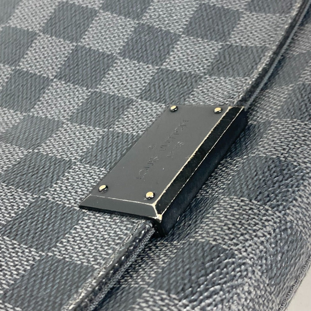 LOUIS VUITTON N41260 ダミエグラフィット ディストリクトPM 斜め掛け 肩掛け フラップ ショルダーバッグ ダミエグラフィットキャンバス メンズ ブラック
