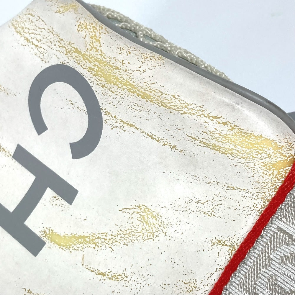 CHANEL スポーツ ロゴ ミニ カバン 筒型 肩掛け ポーチ ショルダーバッグ ナイロン レディース ホワイト