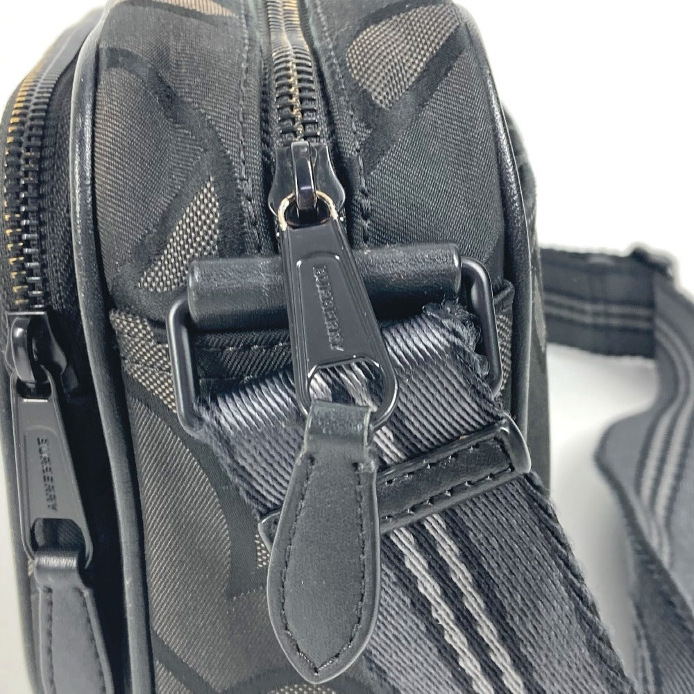 BURBERRY 8043708 TB logo Bag Pochette Crossbody Shoulder Bag Nylon canvas Gray Based/BlackBased Used