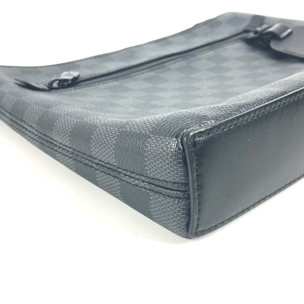 LOUIS VUITTON N40505 ダミエグラフィット テイクオフ・ポーチ ポーチ カバン セカンドバッグ ストラップ付 クラッチバッグ ダミエグラフィットキャンバス ユニセックス ブラック