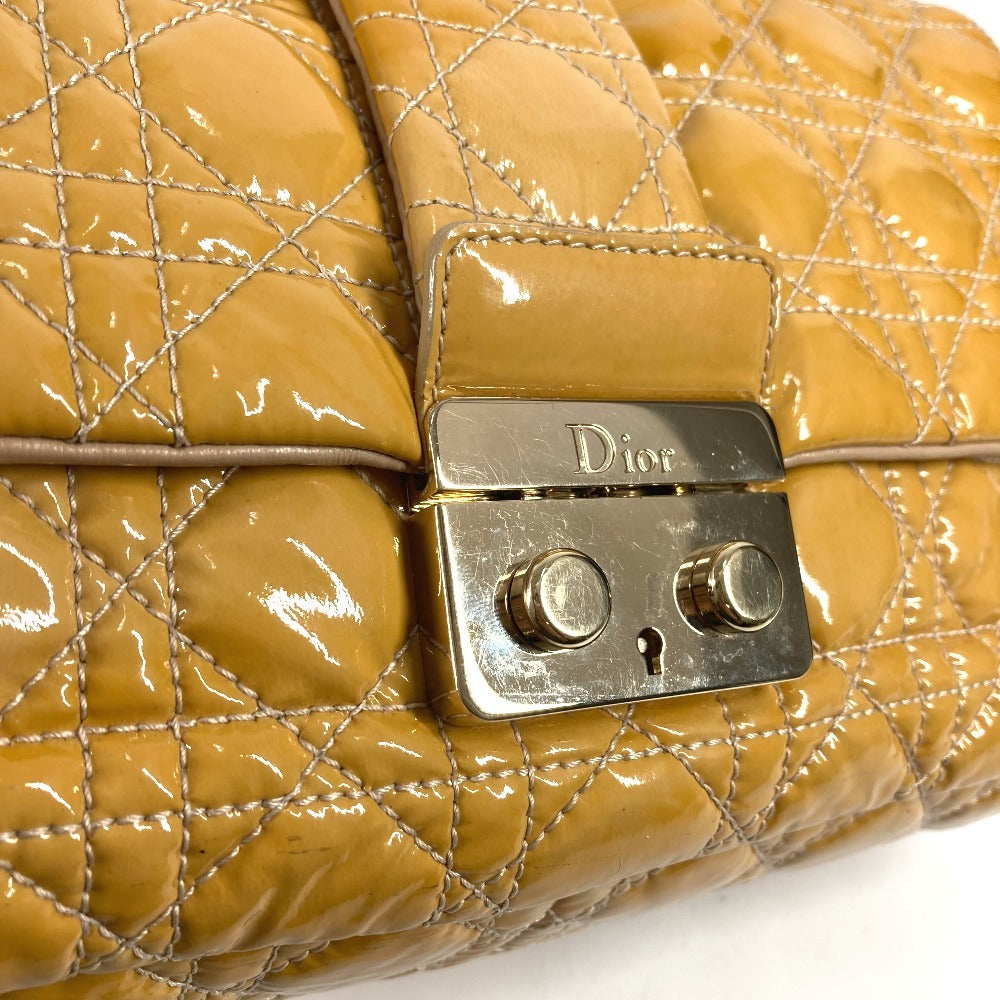 Dior Cannage Logo Chain Bag Shoulder Bag Handbag Flap Shoulder Bag Enamel Women's Beige