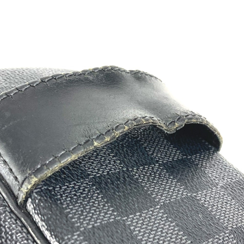 LOUIS VUITTON N47625 ダミエグラフィット トワレポーチ メイクポーチ 化粧ポーチ セカンドバッグ クラッチバッグ ポーチ ダミエグラフィットキャンバス ユニセックス ブラック
