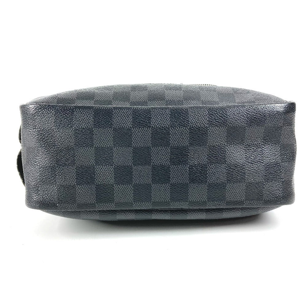 LOUIS VUITTON N47625 ダミエグラフィット トワレポーチ メイクポーチ 化粧ポーチ セカンドバッグ クラッチバッグ ポーチ ダミエグラフィットキャンバス ユニセックス ブラック